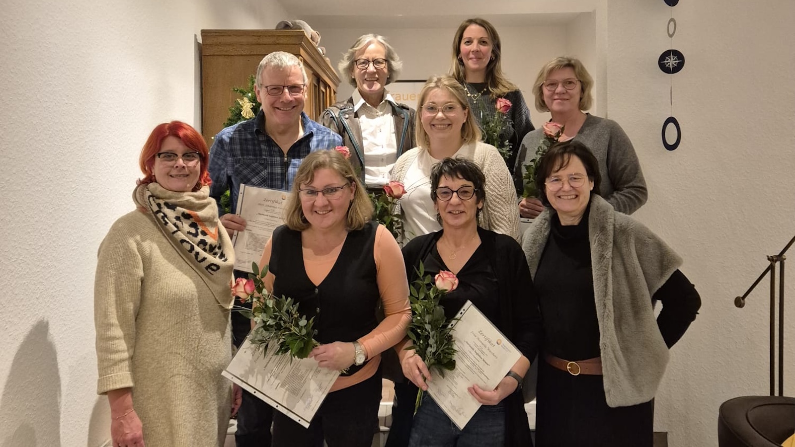 Befähigungskurs erfolgreich abgeschlossen: Neue Hospizbegleiterinnen und Hospizbegleiter starten in ihre wertvolle Aufgabe